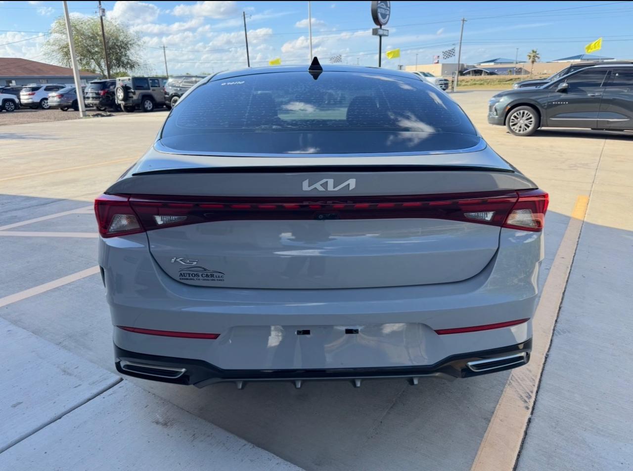 Kia K5  2022