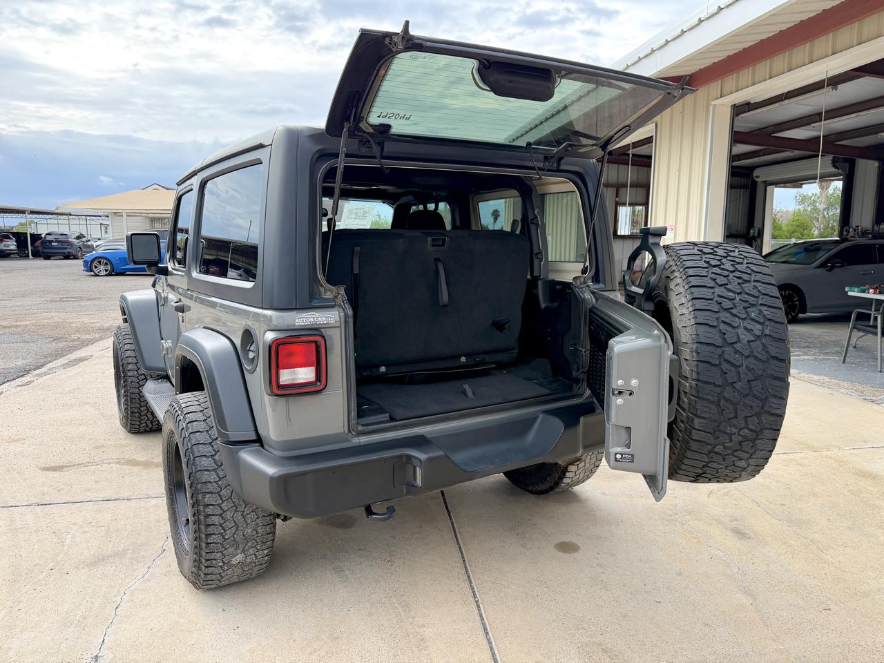 Jeep Wrangler Sport 2022