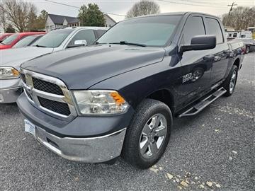 2018 RAM 1500 ST 4x4 Crew Cab 5'7" Box *Ltd Avail*