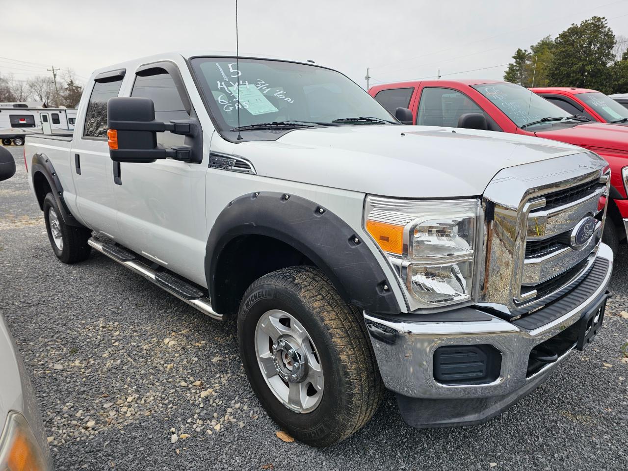 Ford Super Duty F-250 SRW 4WD Crew Cab 156" XLT 2015