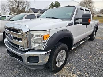 2015 Ford Super Duty F-250 SRW 4WD Crew Cab 156" XLT
