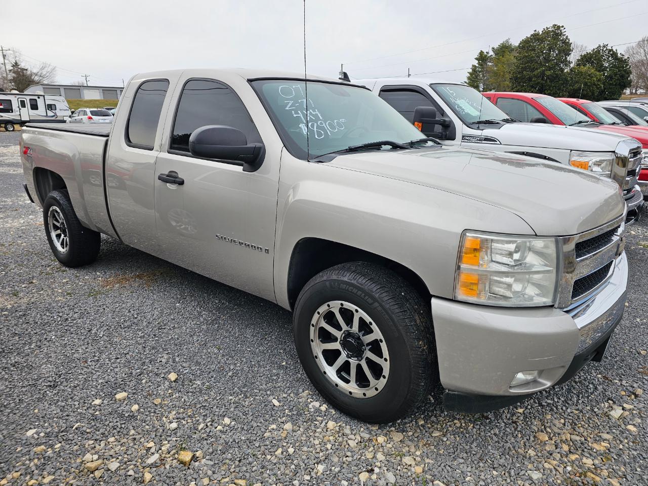 Chevrolet Silverado 1500 4WD Ext Cab 143.5" LT w/2LT 2007
