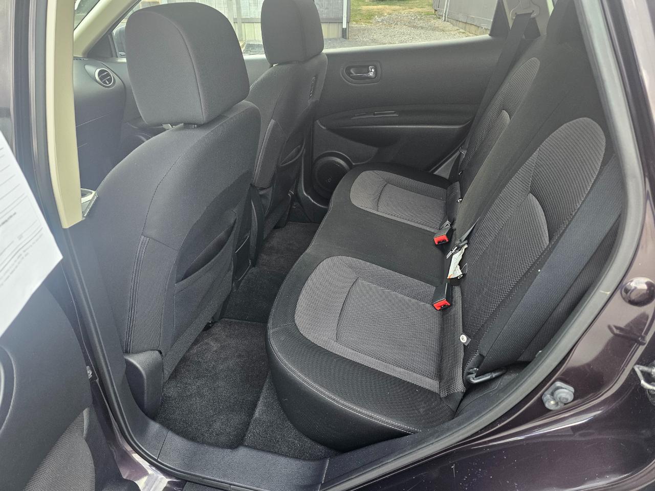 Nissan Rogue AWD 4dr SV 2011