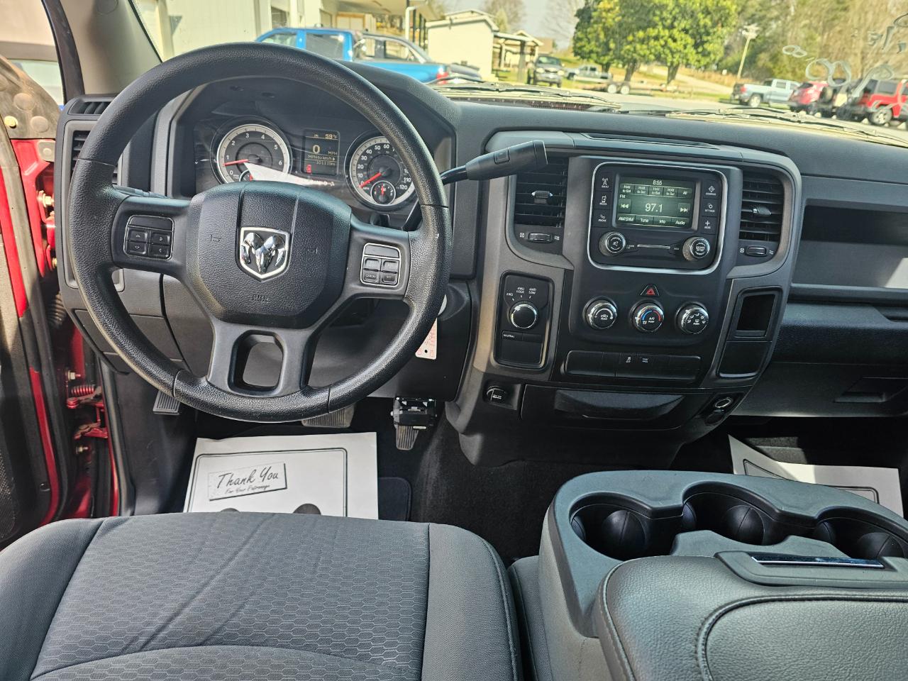 RAM 1500 4WD Crew Cab 140.5" Express 2014