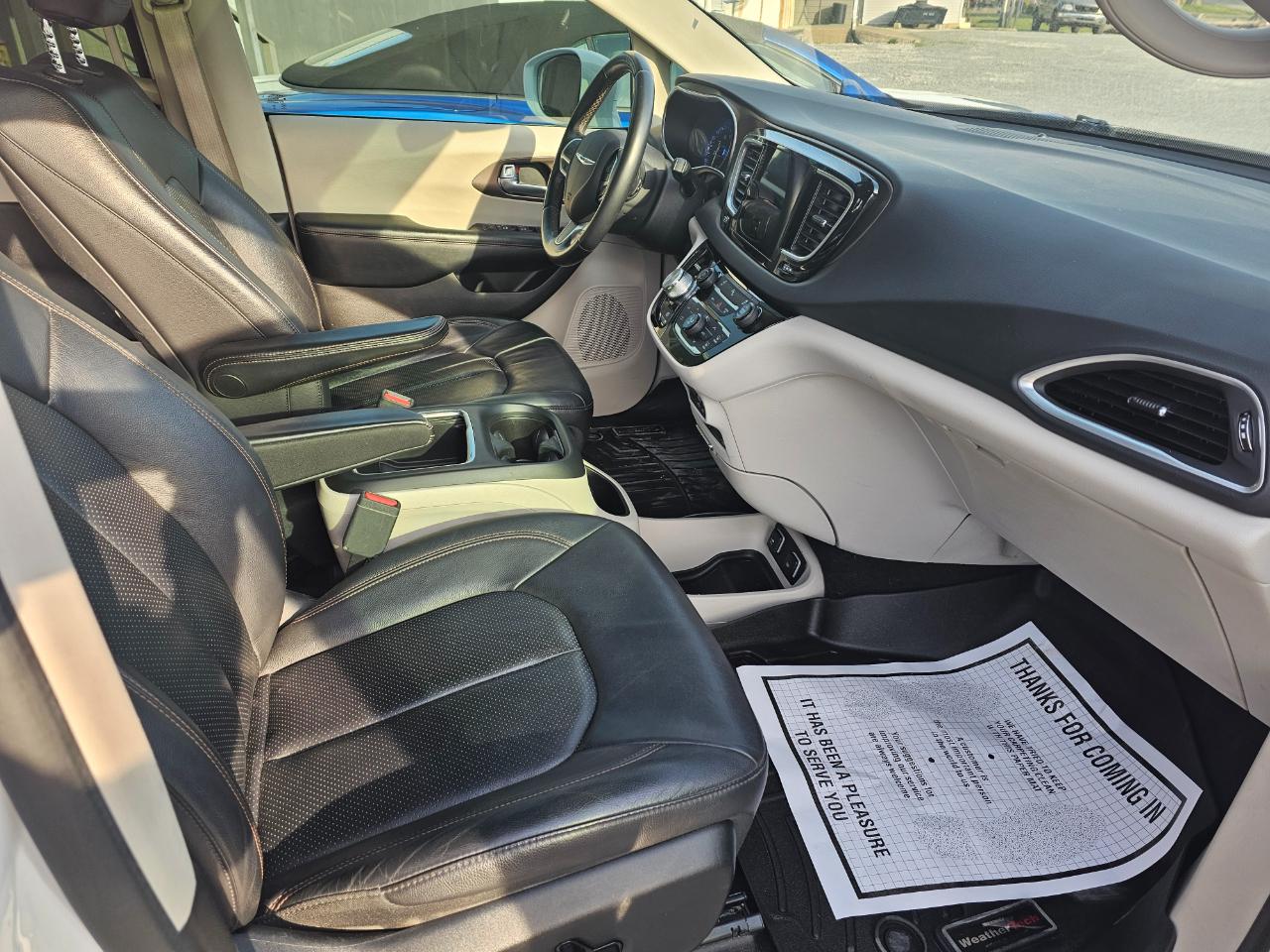 Chrysler Pacifica Touring-L Plus 2WD 2018