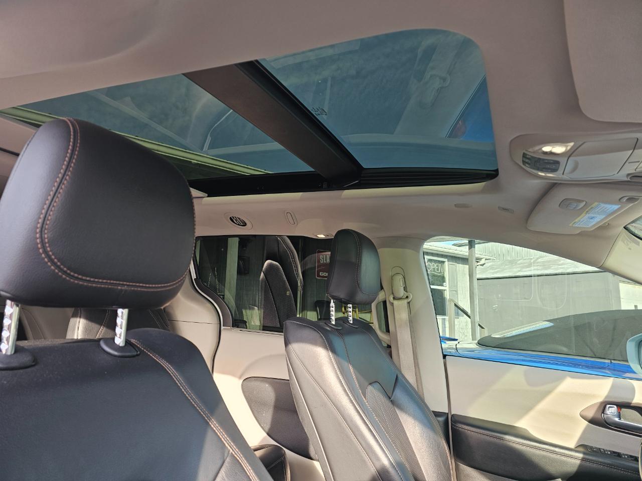 Chrysler Pacifica Touring-L Plus 2WD 2018