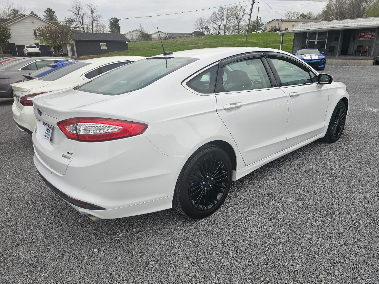 Ford Fusion 4dr Sdn SE FWD 2014