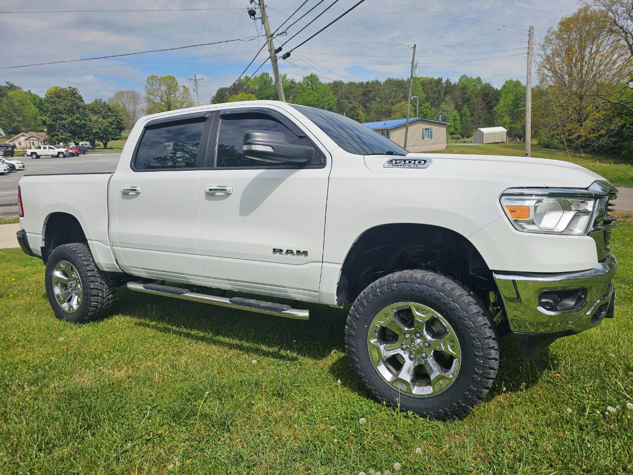 RAM 1500 Big Horn/Lone Star 4x4 Crew Cab 5'7" Box 2019