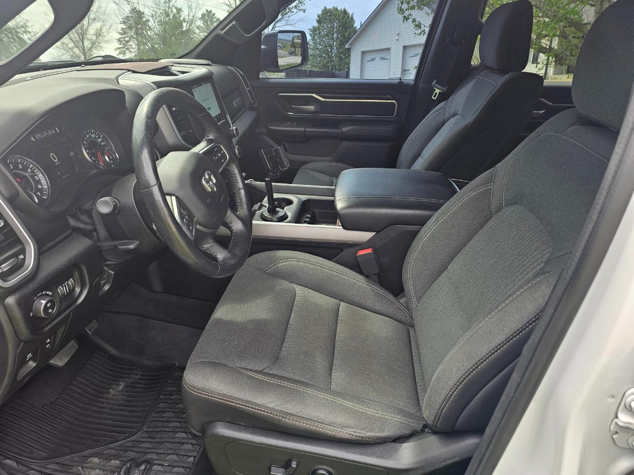 RAM 1500 Big Horn/Lone Star 4x4 Crew Cab 5'7" Box 2019