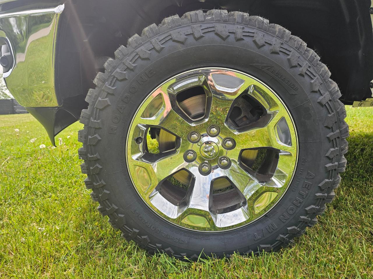 RAM 1500 Big Horn/Lone Star 4x4 Crew Cab 5'7" Box 2019