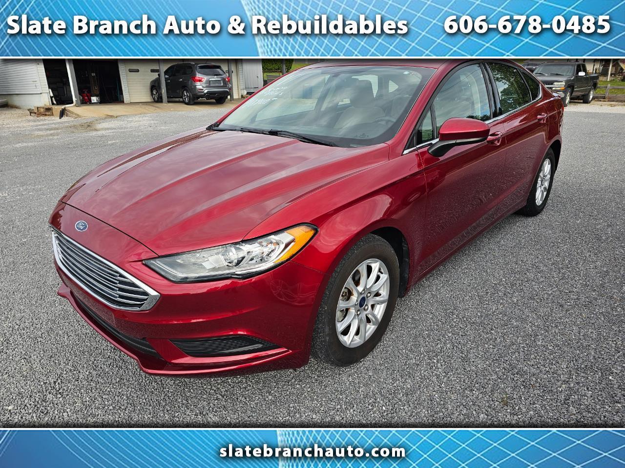 Ford Fusion S FWD 2017