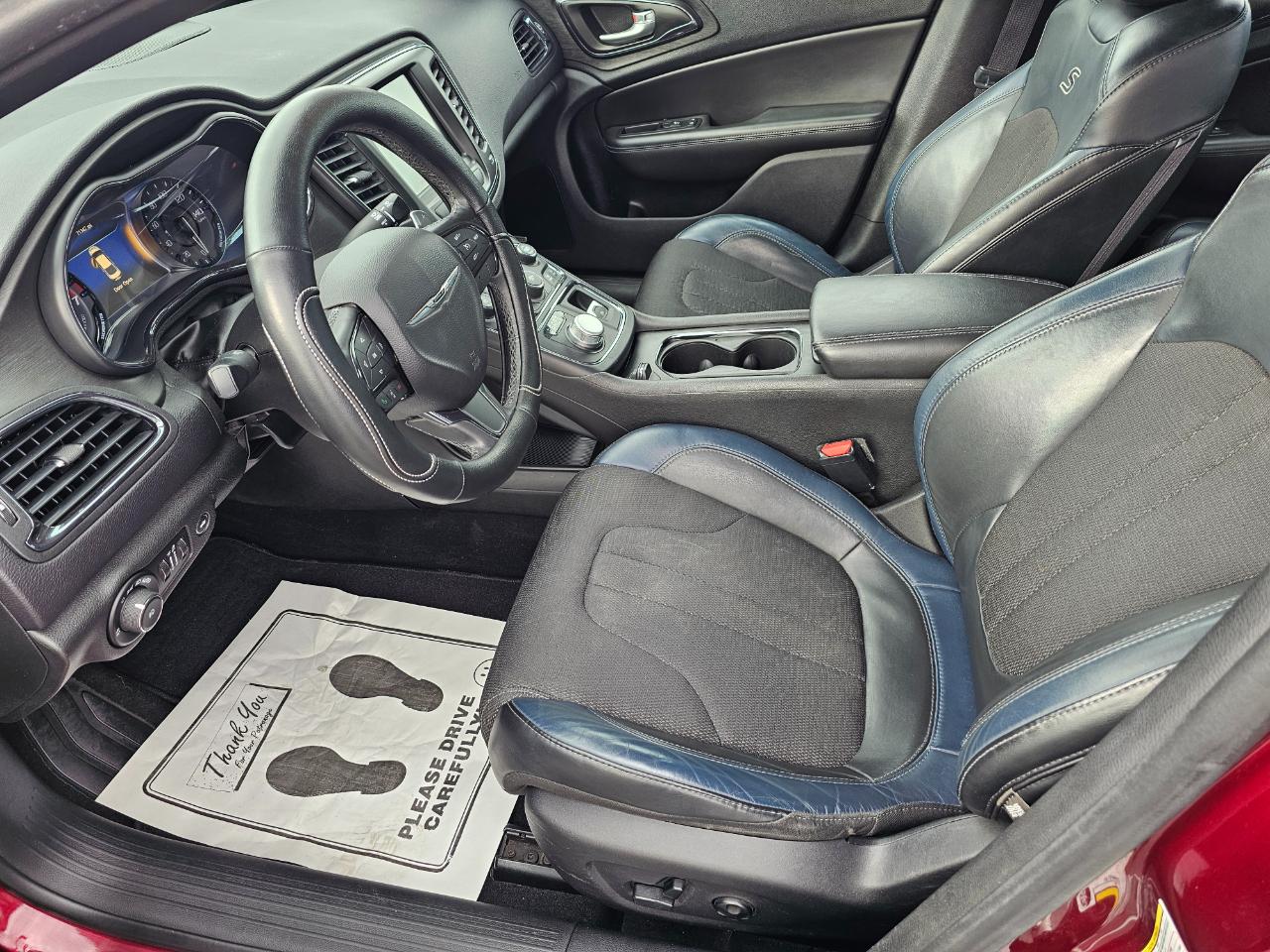 Chrysler 200 4dr Sdn S FWD 2015