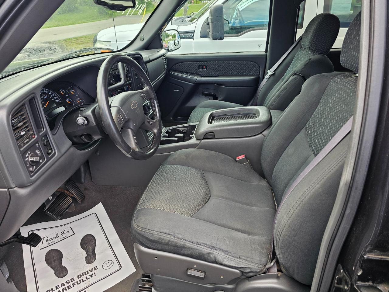 Chevrolet Avalanche 1500 5dr Crew Cab 130" WB Z66 2004
