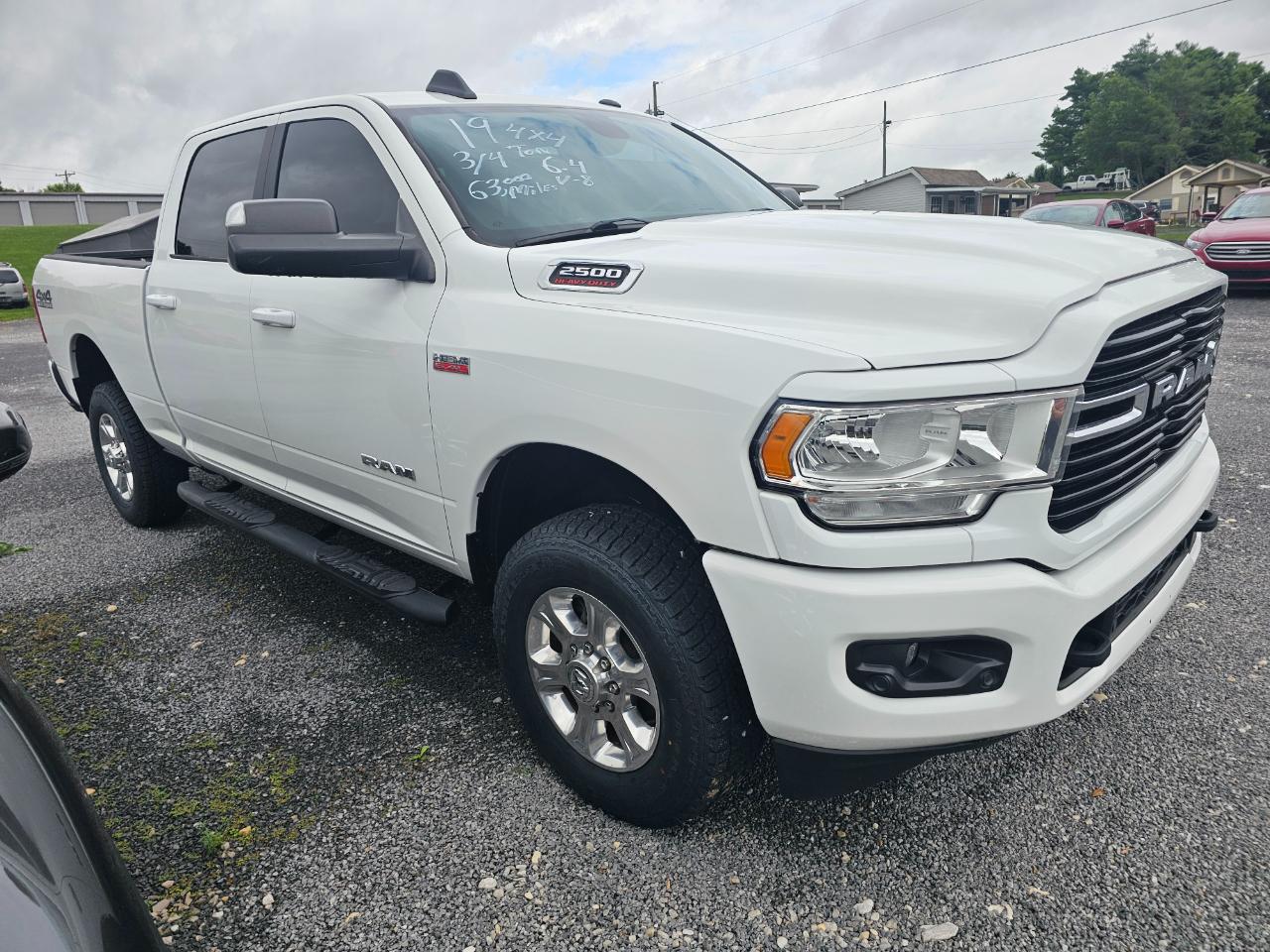 RAM 2500 Big Horn 4x4 Crew Cab 6'4" Box 2019