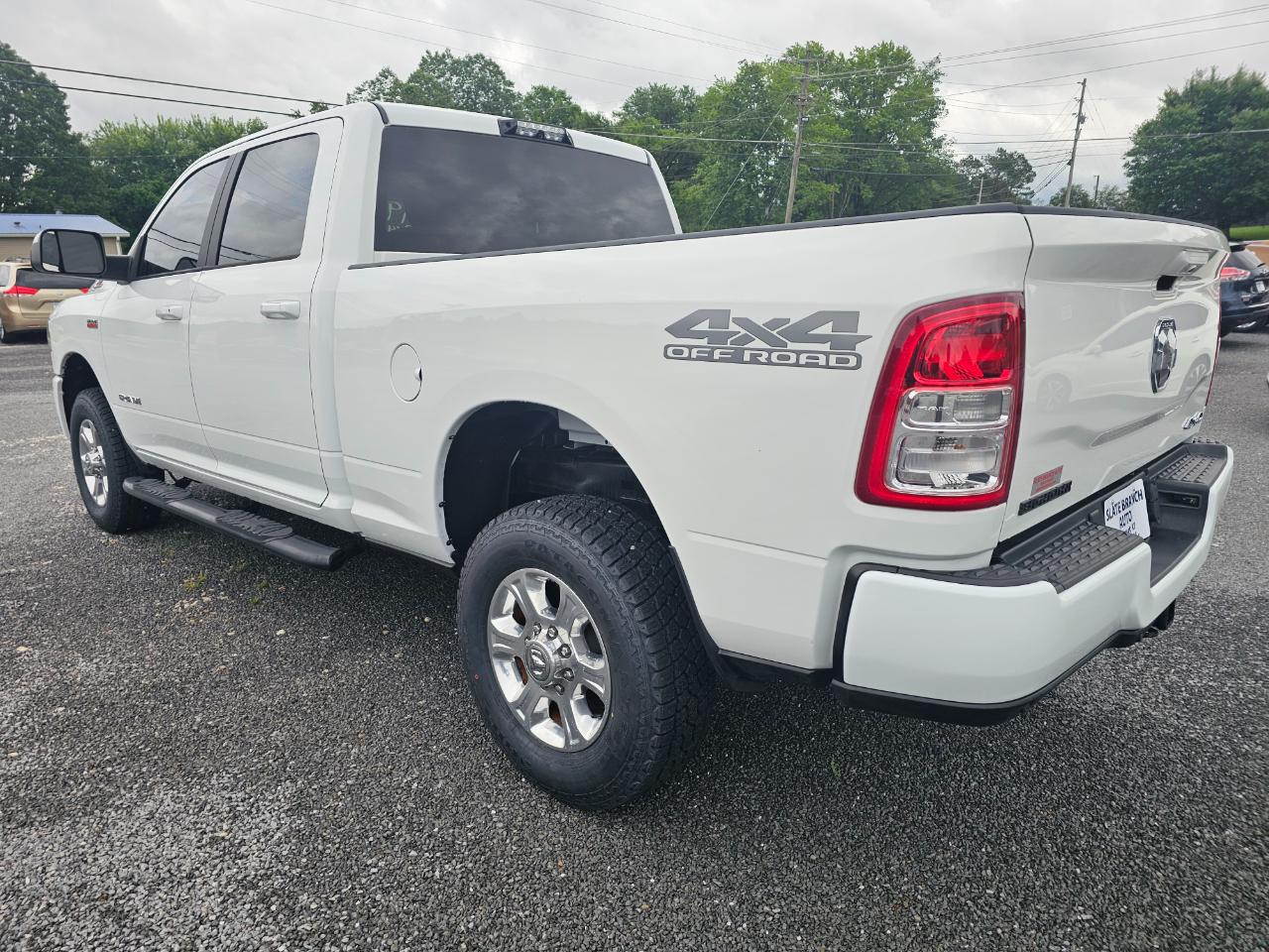 RAM 2500 Big Horn 4x4 Crew Cab 6'4" Box 2019