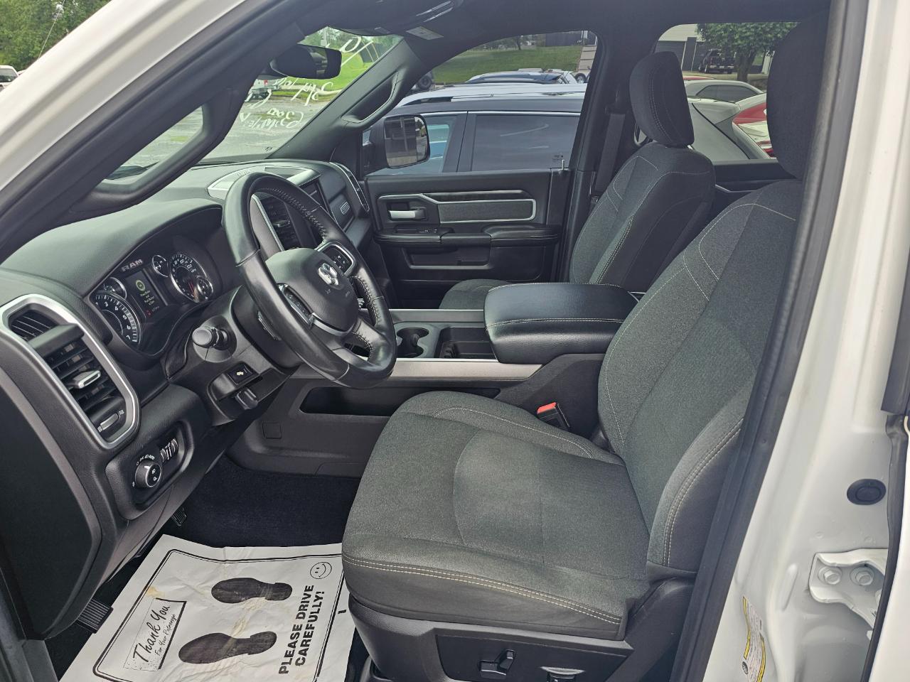 RAM 2500 Big Horn 4x4 Crew Cab 6'4" Box 2019