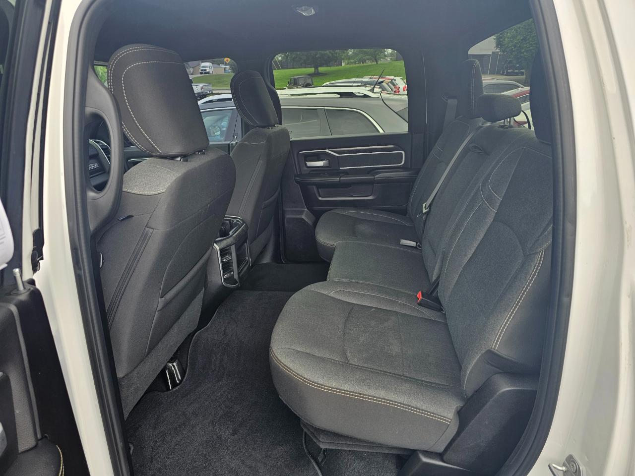 RAM 2500 Big Horn 4x4 Crew Cab 6'4" Box 2019