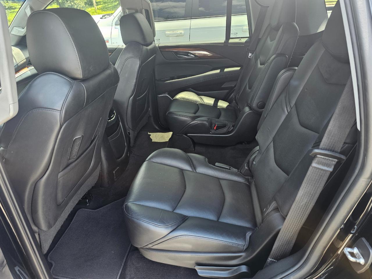 Cadillac Escalade 4WD 4dr Luxury 2018