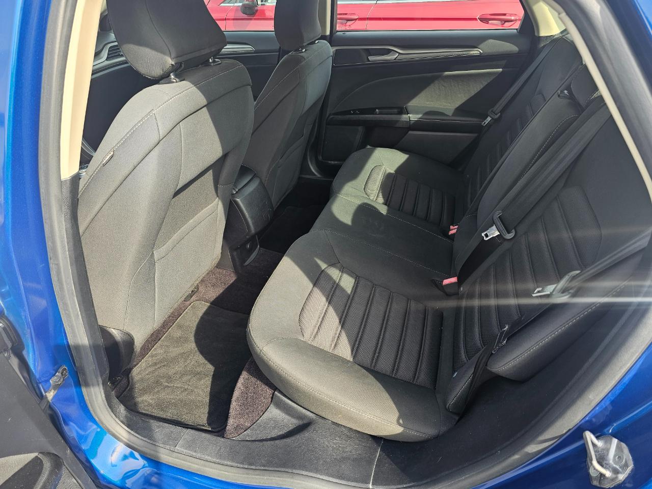 Ford Fusion SE FWD 2017
