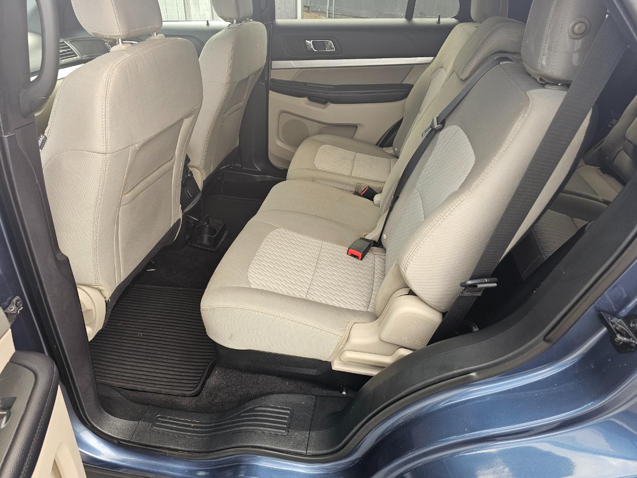 Ford Explorer Base FWD 2018