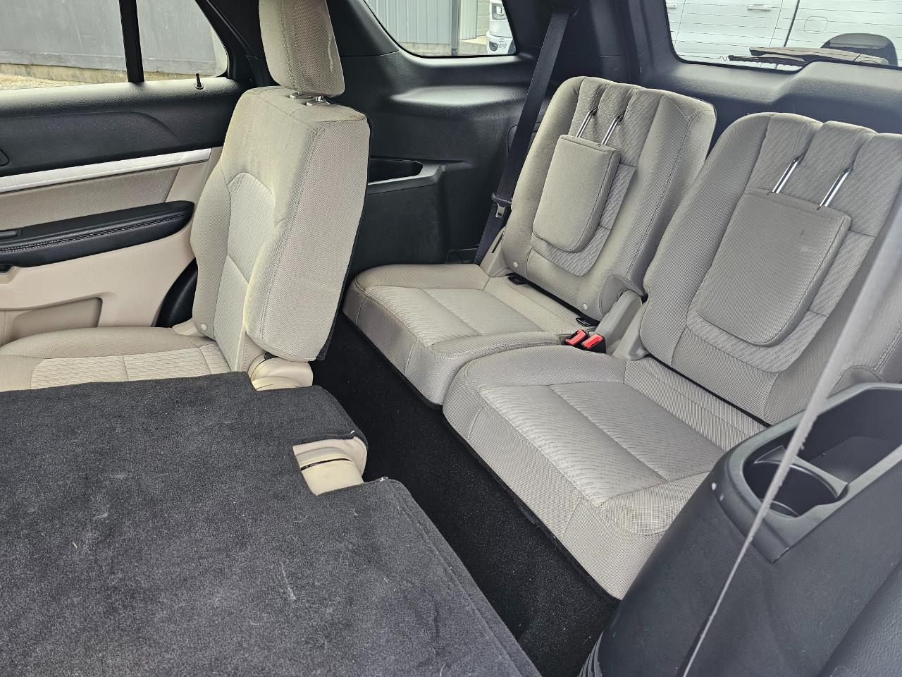 Ford Explorer Base FWD 2018
