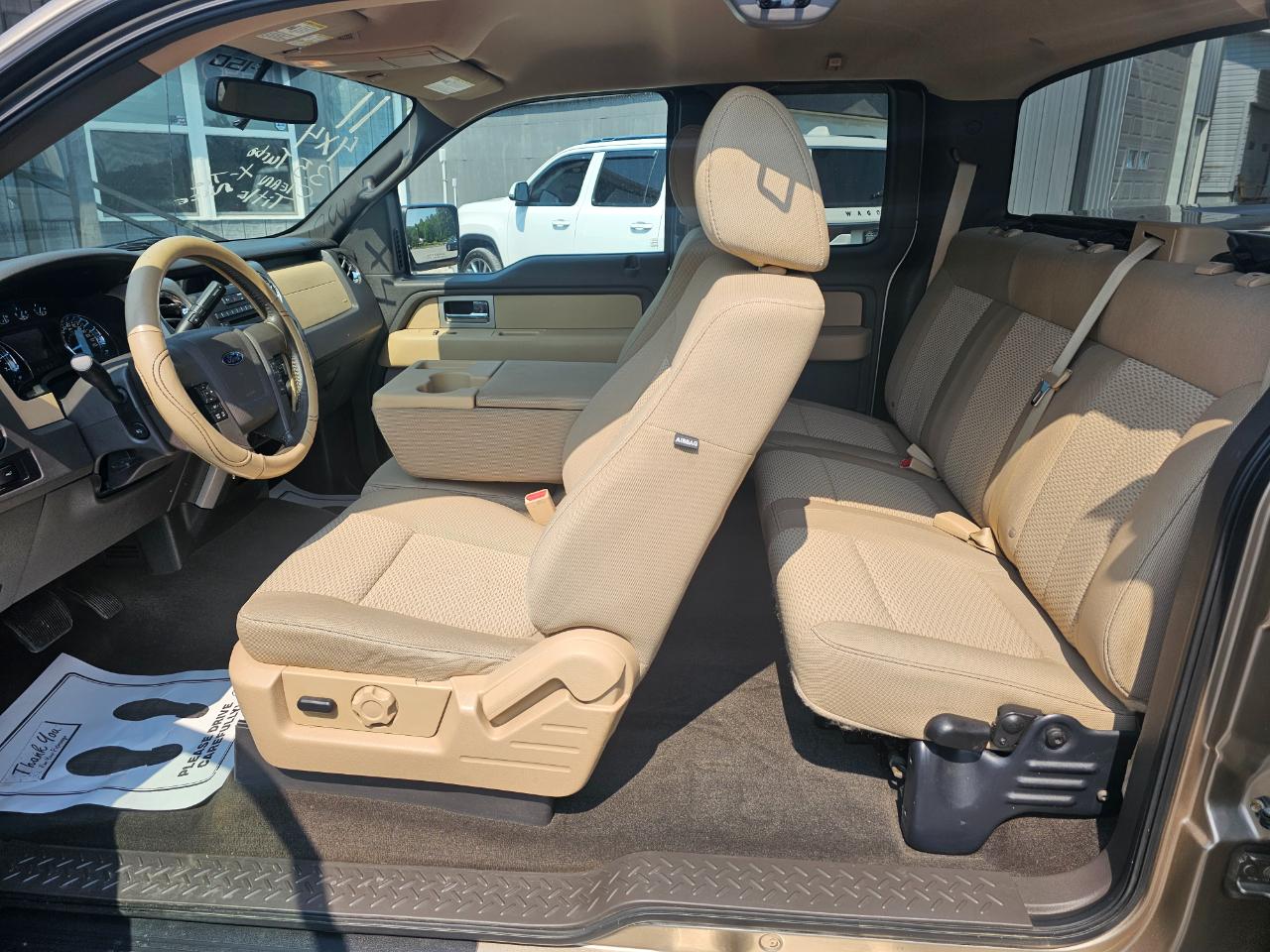 Ford F-150 4WD SuperCab 145" XLT 2011