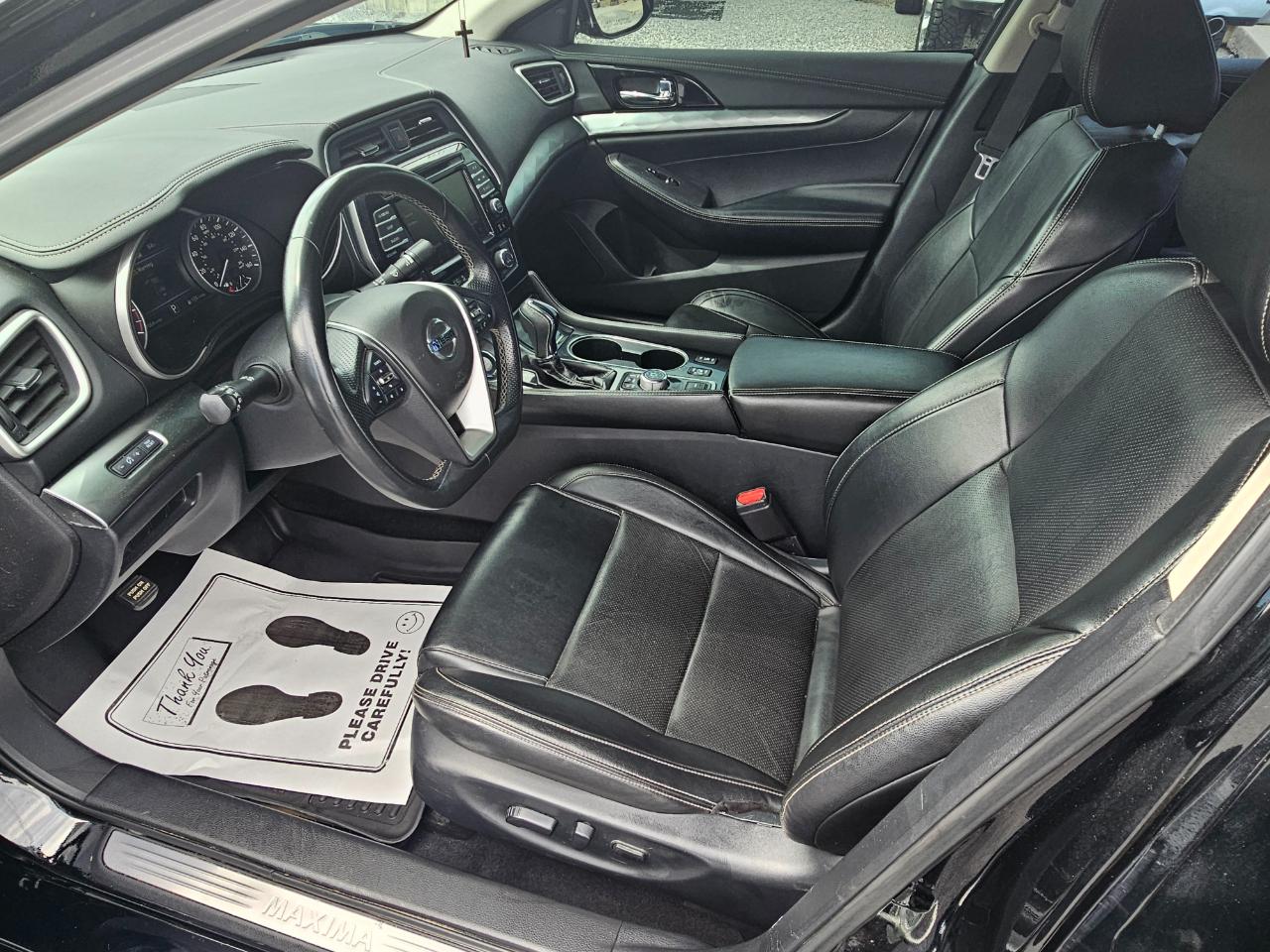 Nissan Maxima SV 3.5L 2020