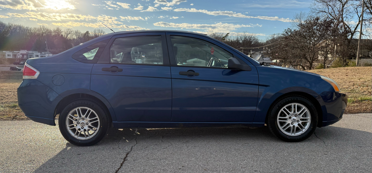 Ford Focus SE Sedan 2009