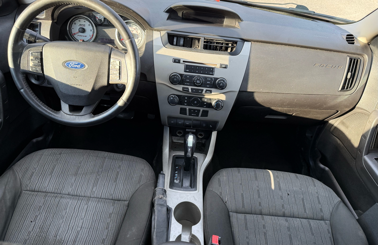 Ford Focus SE Sedan 2009