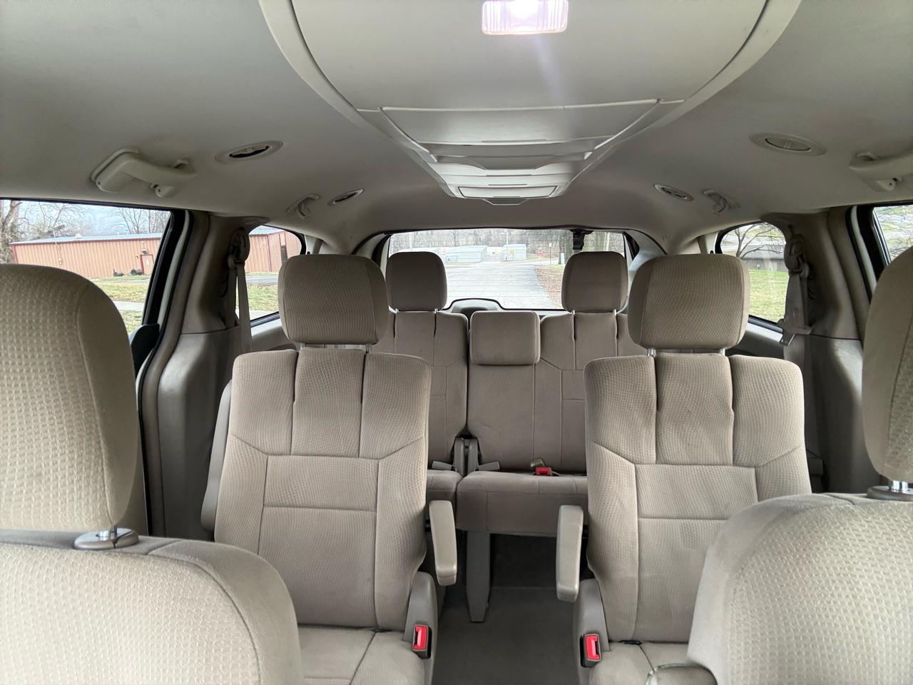 Chrysler Town & Country Touring 2011