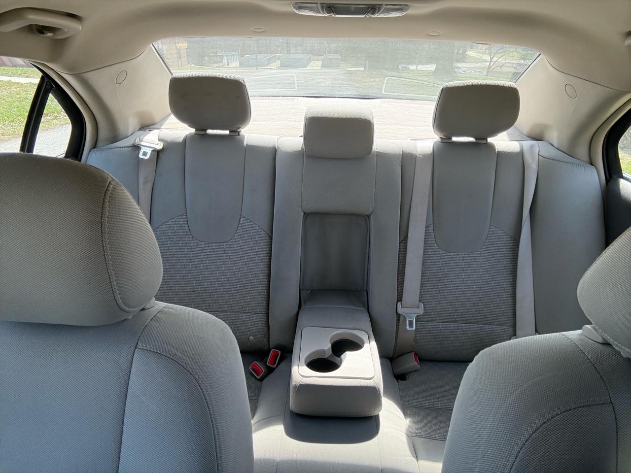 Ford Fusion I4 SE 2011