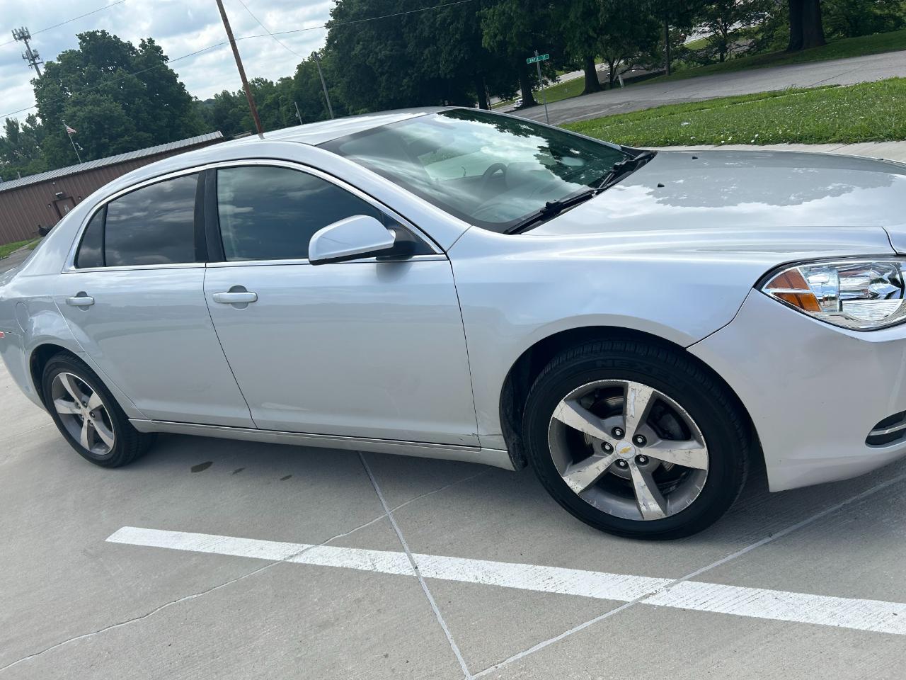 Chevrolet Malibu 1LT 2011