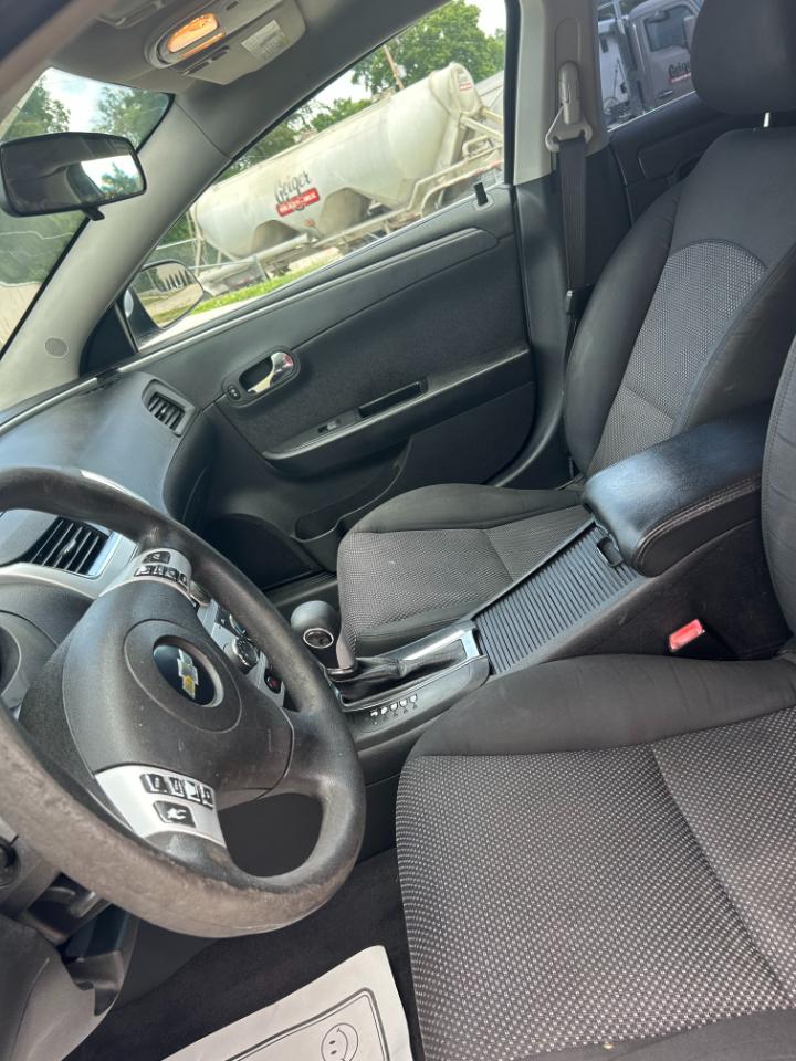 Chevrolet Malibu 1LT 2011