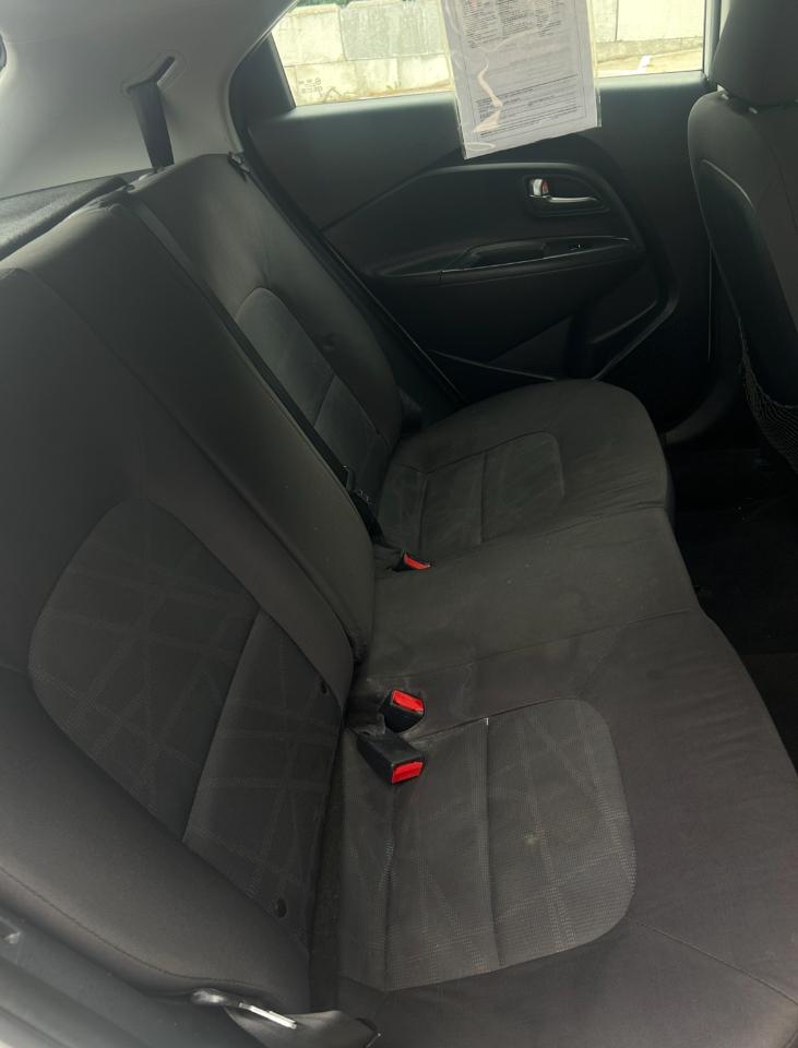 Kia Rio5 LX 2013