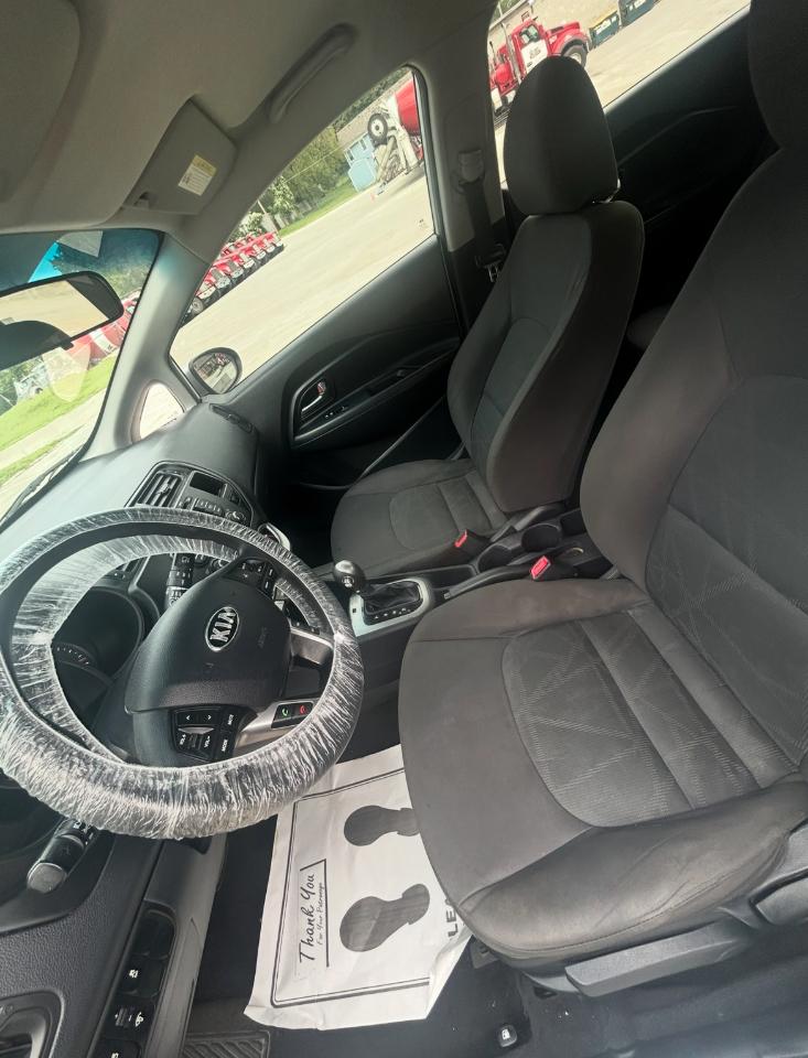 Kia Rio5 LX 2013