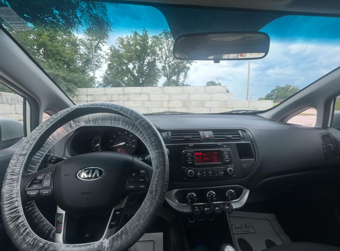 Kia Rio5 LX 2013