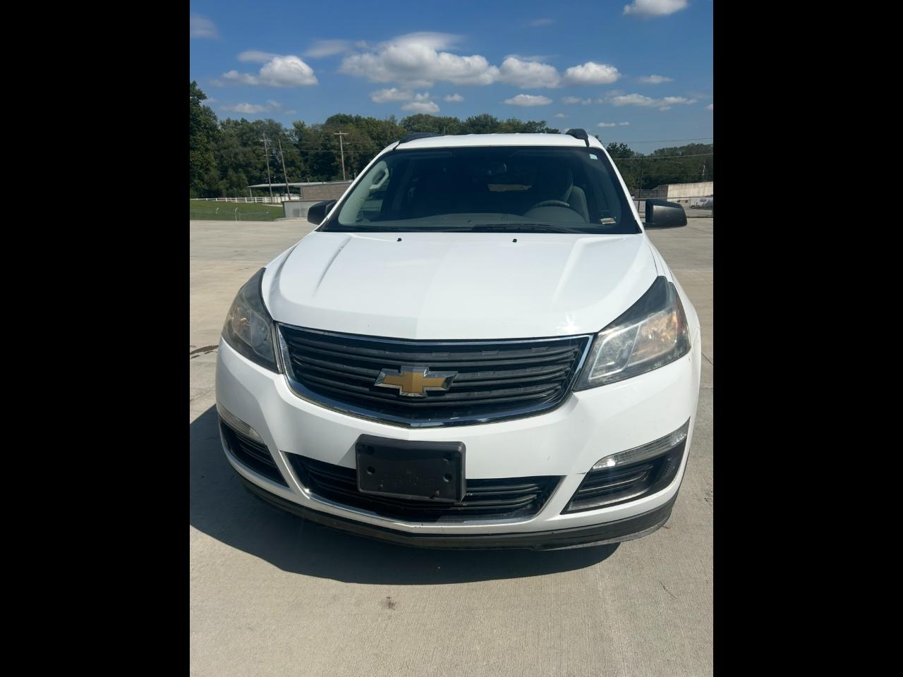 2017 Chevrolet Traverse LS FWD w/PDC