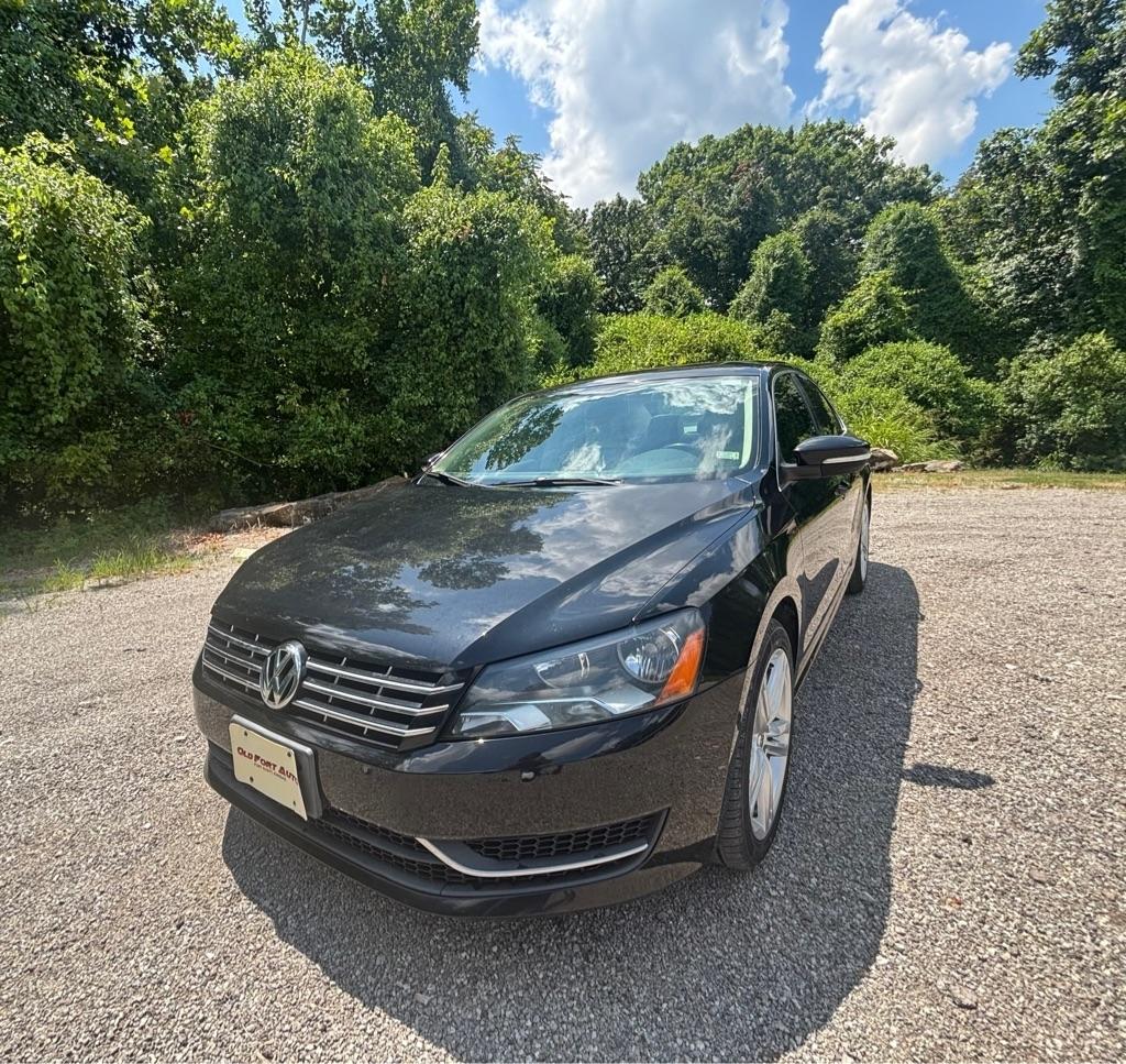 Volkswagen Passat 4dr Sdn 2.0L TDI DSG SE w/Sunroof 2015