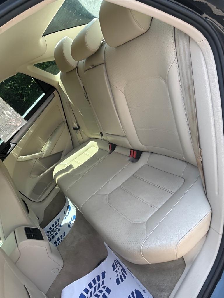 Volkswagen Passat 4dr Sdn 2.0L TDI DSG SE w/Sunroof 2015