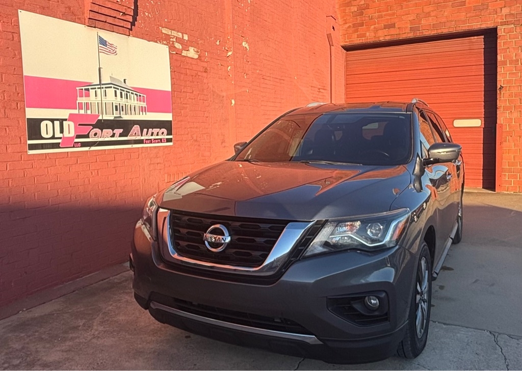 2019 Nissan Pathfinder FWD SL