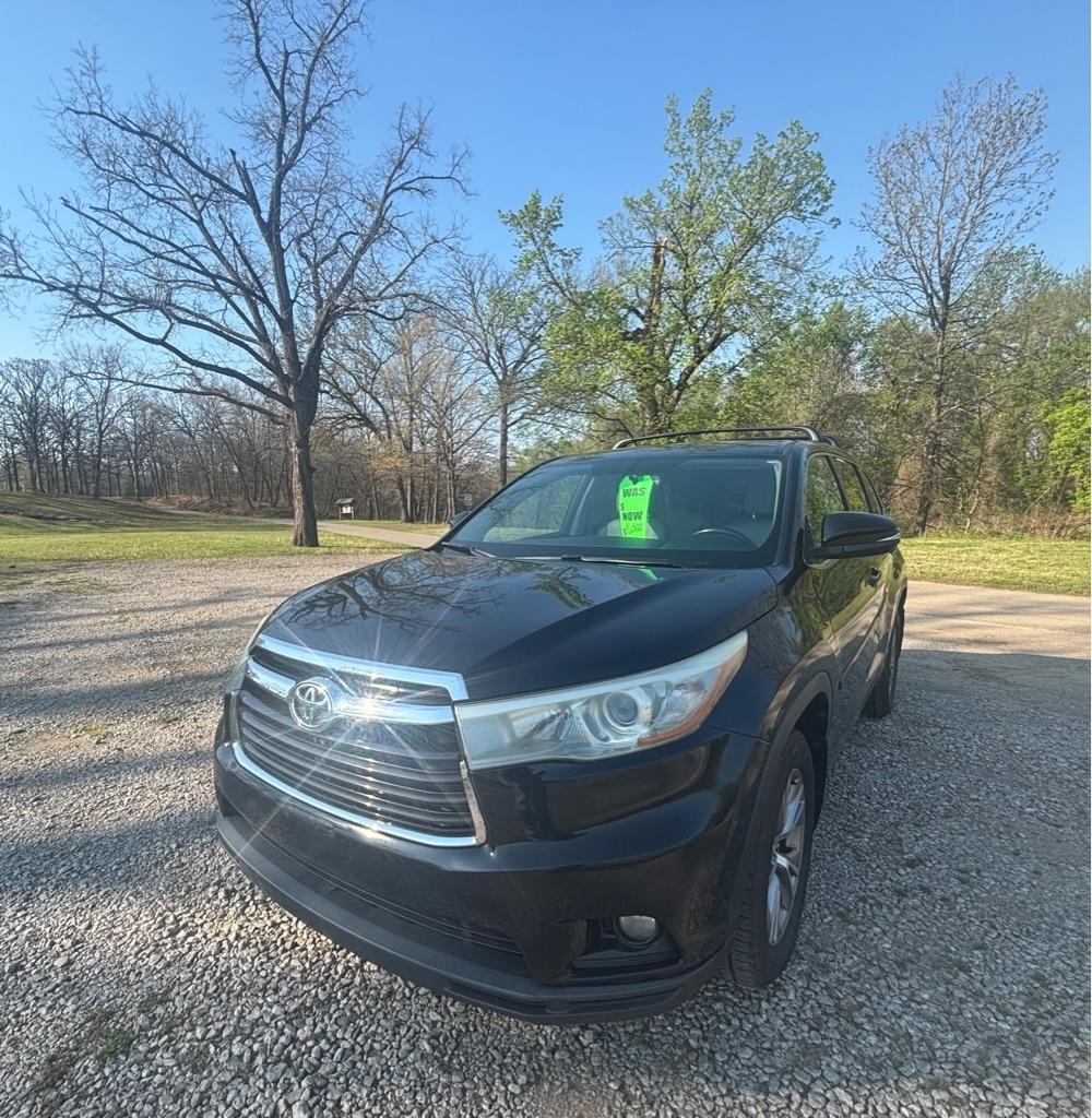 2015 Toyota Highlander AWD 4dr V6 LE (Natl)
