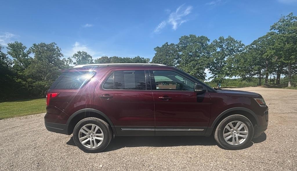 Ford Explorer XLT 4WD 2019