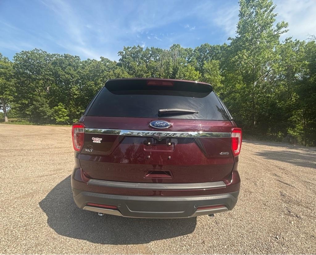 Ford Explorer XLT 4WD 2019