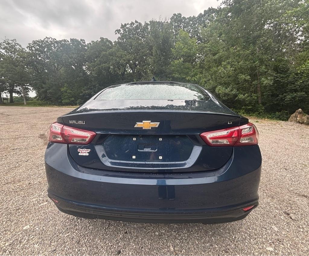 Chevrolet Malibu 4dr Sdn LT 2021