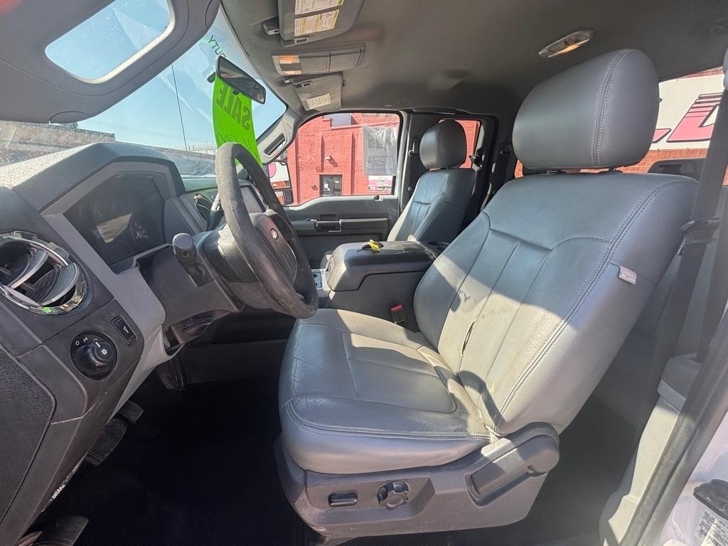 Ford Super Duty F-350 SRW 4WD SuperCab 142" Lariat 2012