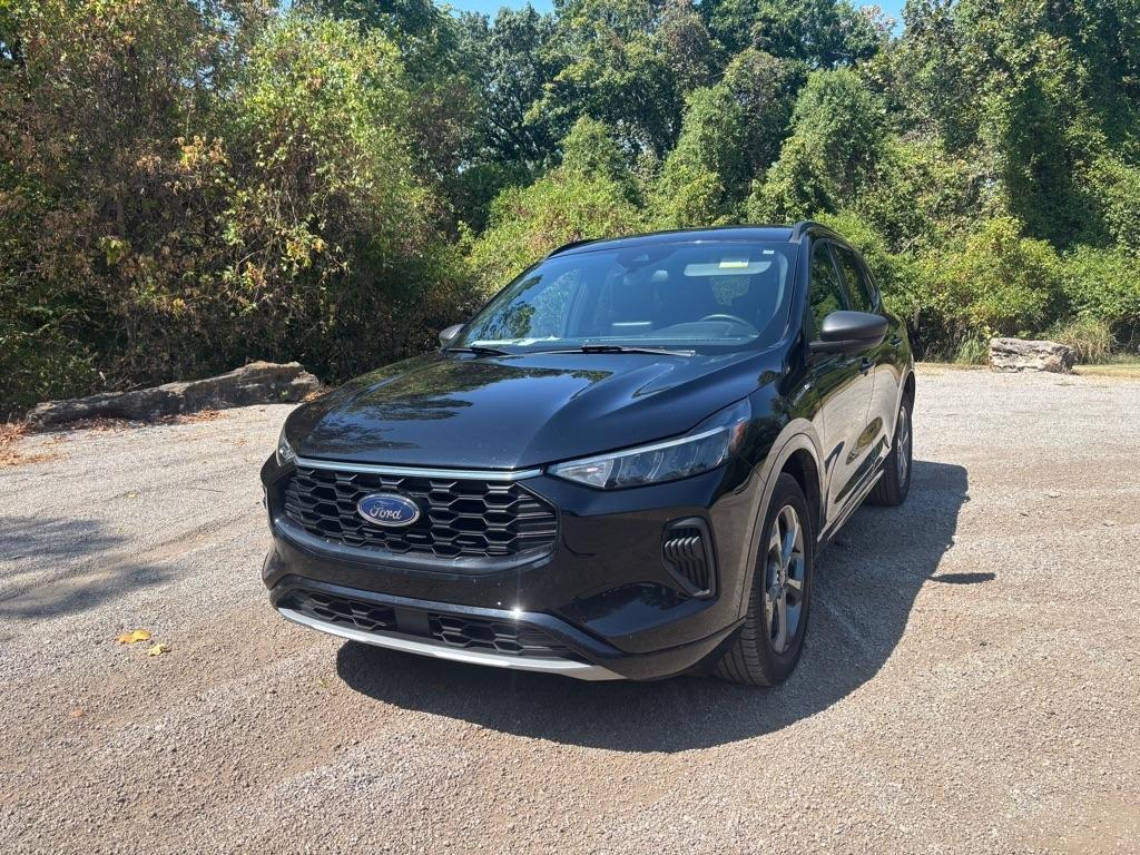 2023 Ford Escape ST-Line AWD