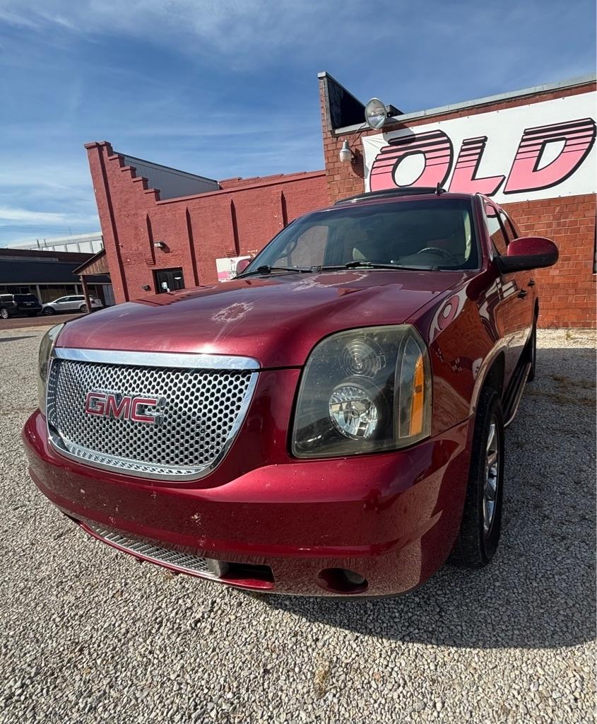 2008 GMC Yukon Denali AWD 4dr