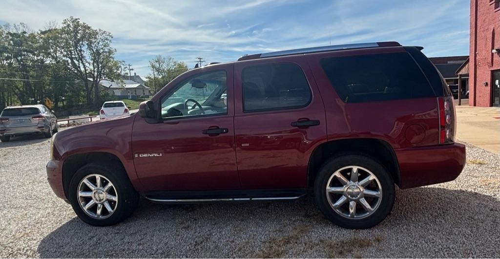 GMC Yukon photo 6