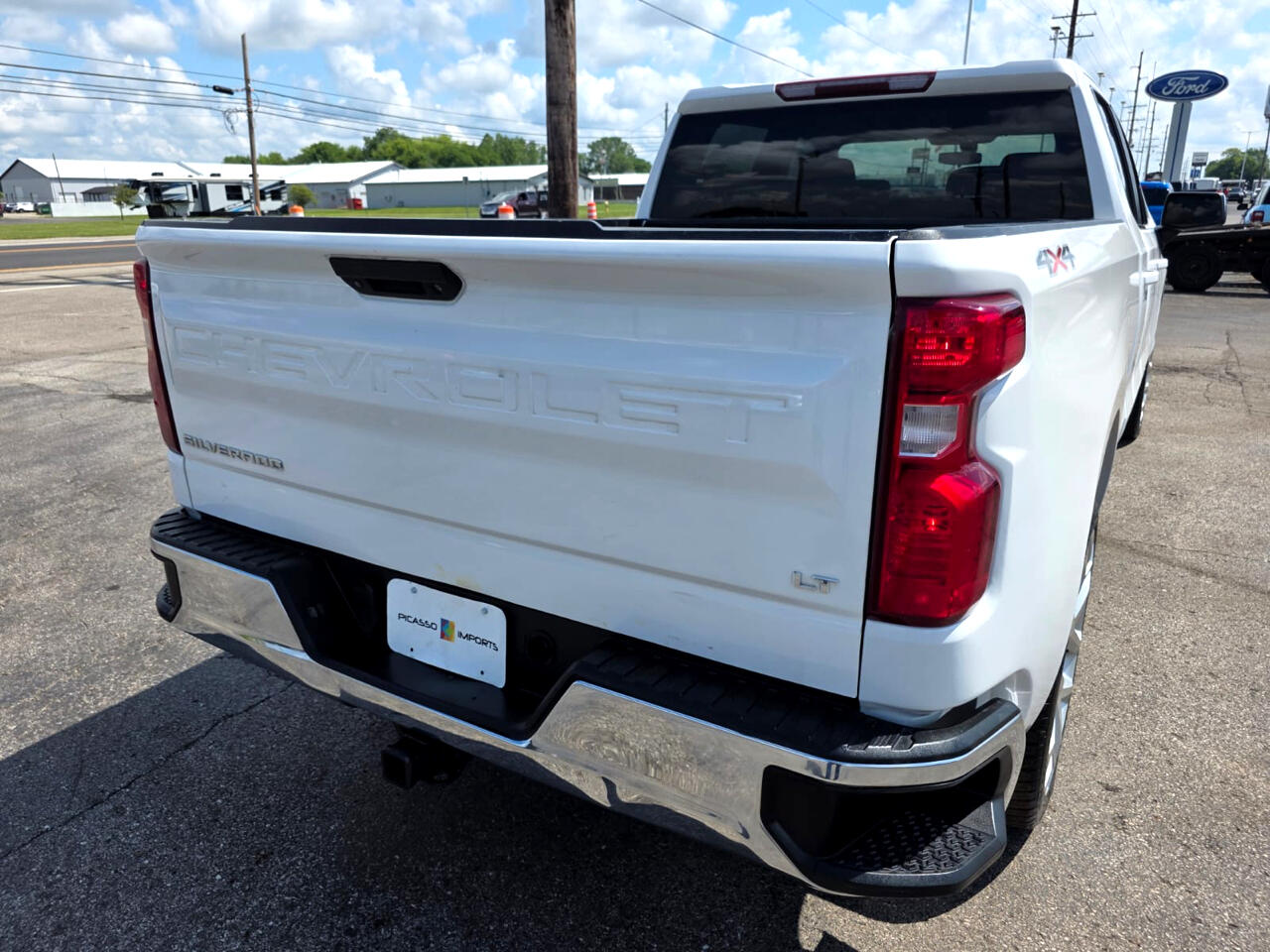 2019 Chevrolet Silverado 1500 LT photo 4