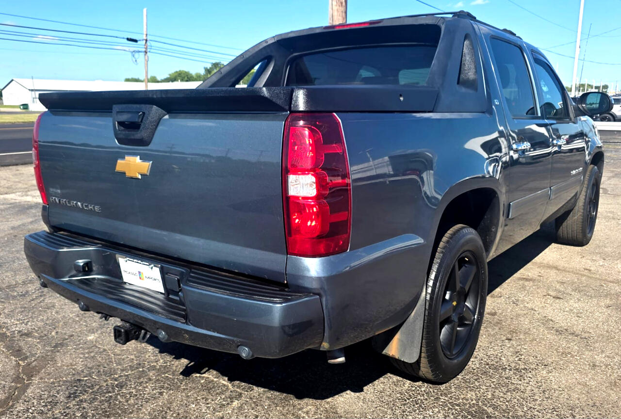 Chevrolet Avalanche LT 4WD 2012 Chevrolet Avalanche LT 4WD 2012